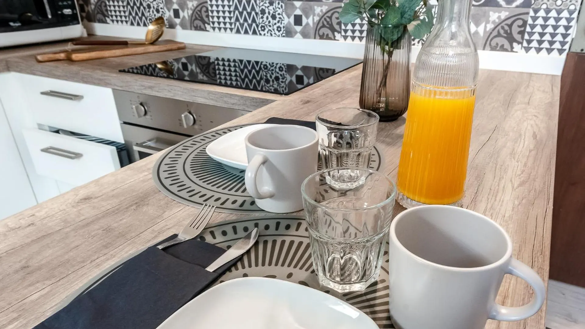 Stayeasy Corso Como 9 - Attic Studio Apartment Mailand 0*,